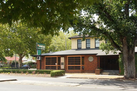 Seaton Arms Motor Inn - Hotel Accommodation 2