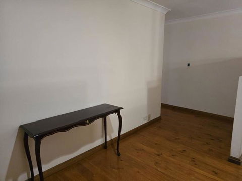 Serene Escape In Altona Meadows - Hotel Accommodation 3