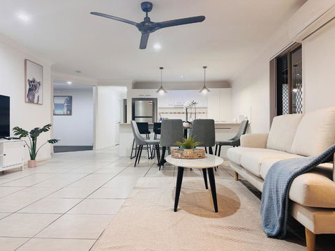 Serenity Park Escape At Pimpama - Hotel Accommodation 1