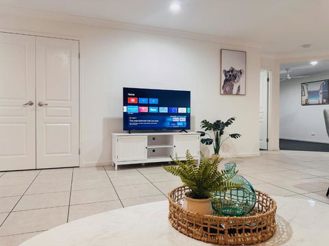 Serenity Park Escape At Pimpama - Hotel Accommodation 3