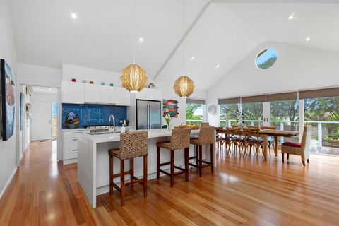 Settlers Cove Cottage - Hotel Accommodation 0