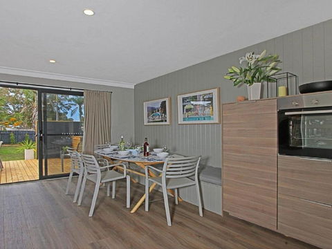 Shady Palms - Hotel Accommodation 2