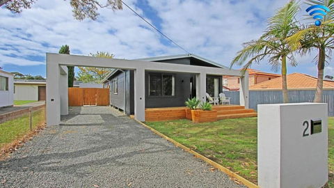 Shady Palms - Hotel Accommodation 0