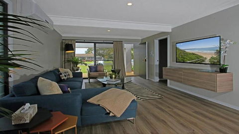 Shady Palms - Hotel Accommodation 1