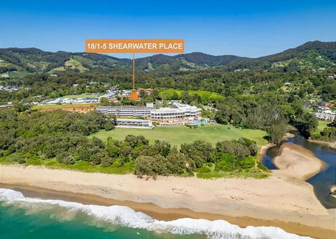 Shearwater Place - Hotel Accommodation 1