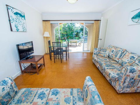 Shoal Bay Avenue Unit 2 7 - Hotel Accommodation 3