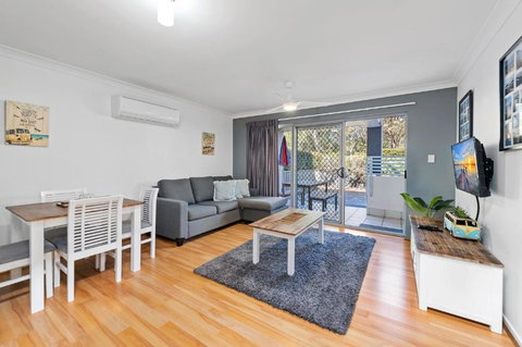Shoal Bay Beach Apartments Unit 6 2 Shoal Bay Road - Hotel Accommodation 2