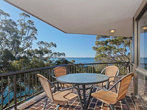 Skyline, 6,12 Thurlow Avenue - Unit With Stunning Views, Aircon And Wi-fi - Hotel Accommodation 0