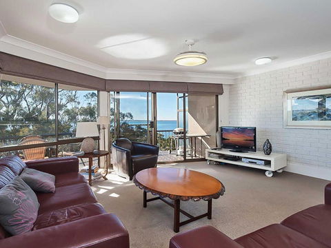 Skyline, 6,12 Thurlow Avenue - Unit With Stunning Views, Aircon And Wi-fi - Hotel Accommodation 1