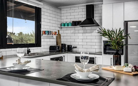 Silvers Anchor 2 Bennett Street - Hotel Accommodation 3