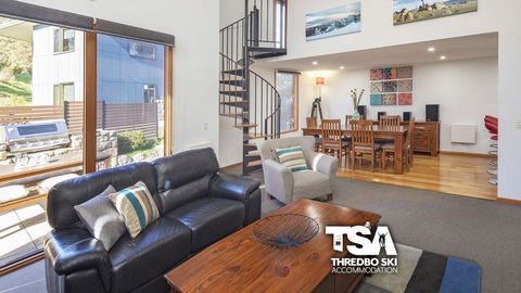 Ski Fall At Lake Crackenback - Hotel Accommodation 2