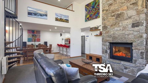 Ski Fall At Lake Crackenback - Hotel Accommodation 1