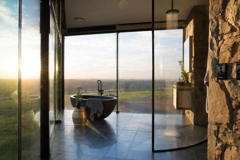 Sky High - Hotel Accommodation 1