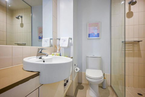 Sleek And Stylish Studio Apartment On Spencer - Hotel Accommodation 3