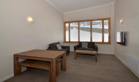 Smiggins Hotel & Chalet Apartments - Hotel Accommodation 1