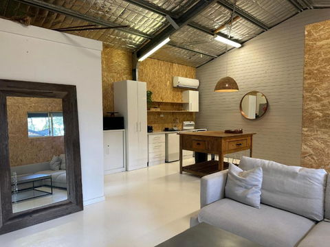Solace In Salt Ash - Hotel Accommodation 0