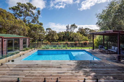 Somers Pool Park And Beach Retreat - Hotel Accommodation 2