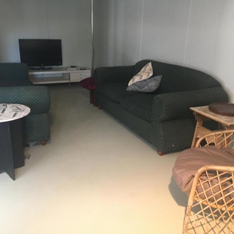 Something Different - Shedstay - Hotel Accommodation 3