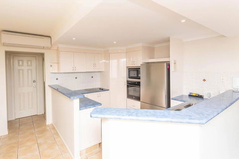 STAR VIEW 9, POOL, WIFI, SLEEP 4, BEST VIEWS IN AIRLIE - Hotel Accommodation 2