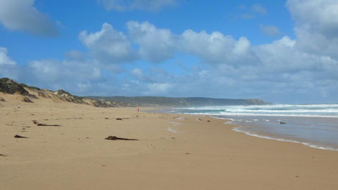 Beachwalk Cottage - Hotel Accommodation 1