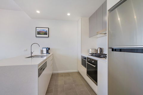 Beau Monde Apartments Newcastle - The Herald - Hotel Accommodation 1