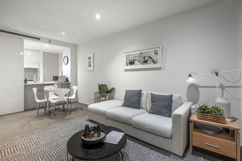 Beautiful Modern Lake View Apartment - Hotel Accommodation 2