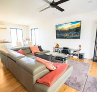 Beautiful Modern Luxury - Hotel Accommodation