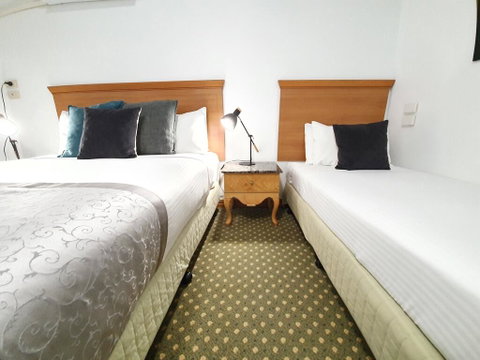 Bell Motel - Hotel Accommodation 1