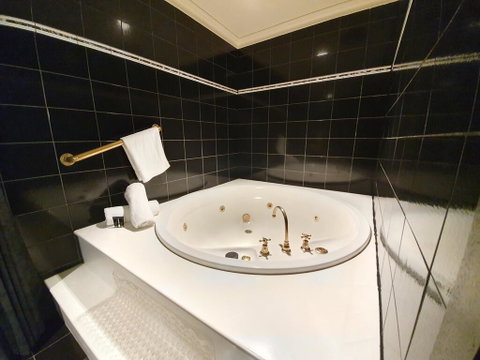 Bell Motel - Hotel Accommodation 2