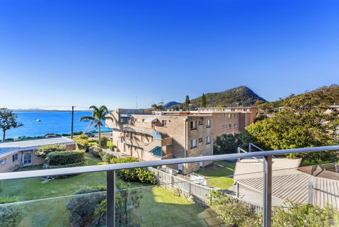 Bella Vista, Unit 20/19 Shoal Bay Road - Hotel Accommodation 0