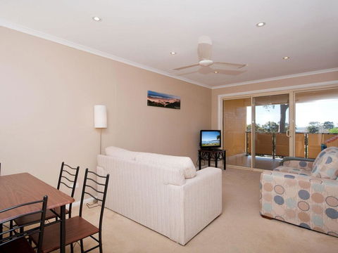 Bellima Beach House', 9 Jackson Close - Huge Duplex With Air Con And Fabulous Views - Hotel Accommodation 3