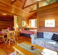 Bellingen Koompartoo Retreat - Hotel Accommodation