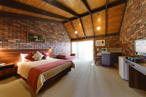 Belvoir Village Motel & Apartments Wodonga - Hotel Accommodation 1