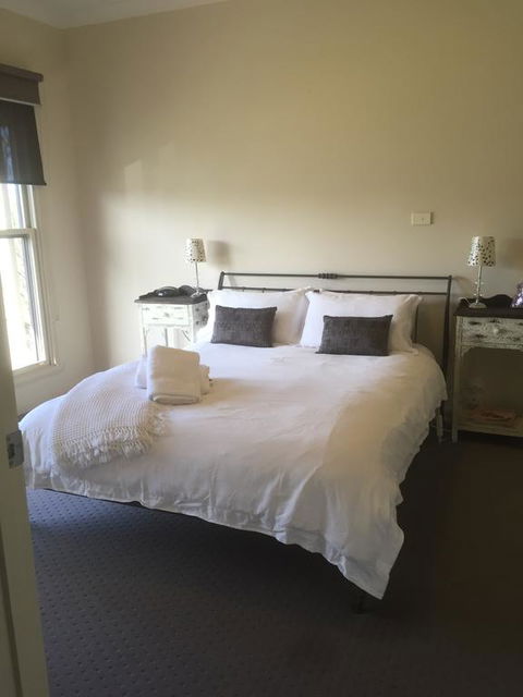 Bennett House Horsham - Hotel Accommodation 0