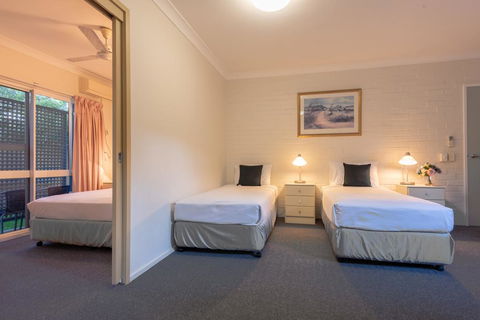 Benson Court Motel - Hotel Accommodation 2