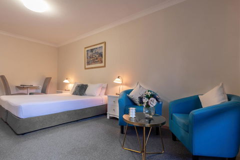Benson Court Motel - Hotel Accommodation 3