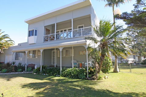 Berrara's Home Away From Home - Hotel Accommodation 0