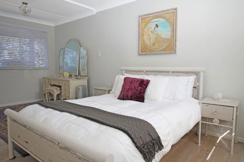 Berrara's Home Away From Home - Hotel Accommodation 1