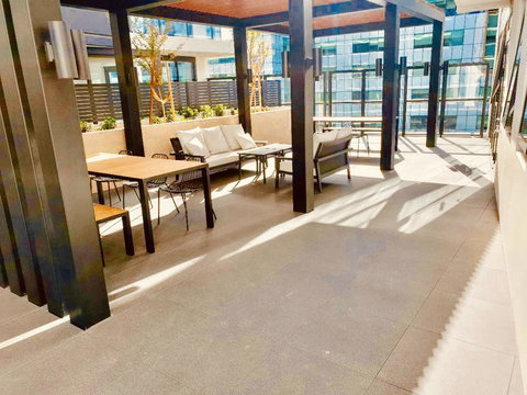 Best Located Brand New Apartment In Canberra CBD - Hotel Accommodation 1