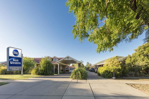 Best Western Ambassador Motor Inn & Apartments - Hotel Accommodation 1