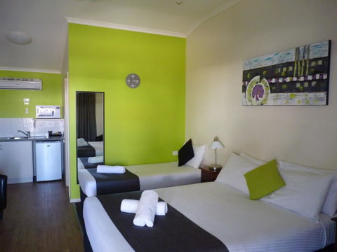 Best Western Caboolture Central Motor Inn - Hotel Accommodation 2