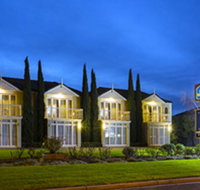 Best Western Colonial Village Motel - Hotel Accommodation