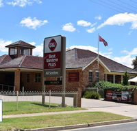 Best Western Plus All Settlers Motor Inn - Hotel Accommodation