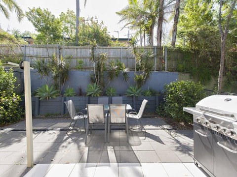 Birdsong @ Nelson Bay - Hotel Accommodation 1