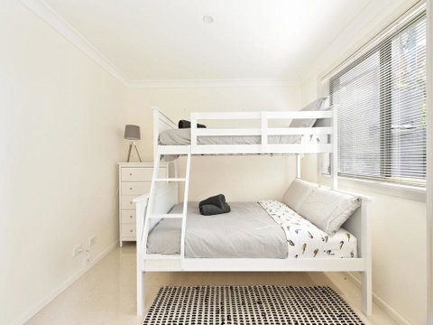 Birdsong @ Nelson Bay - Hotel Accommodation 2