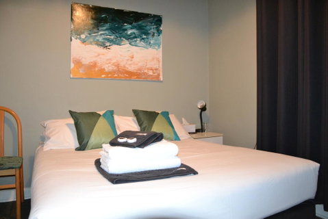 Black Diamond Lodge - Hotel Accommodation 3