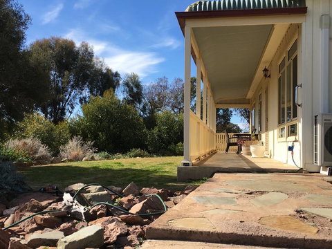 Black Jack Get-A-Way Magpies Nest - Hotel Accommodation 1