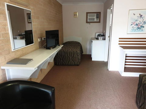 Blayney Central Motel - Hotel Accommodation 1