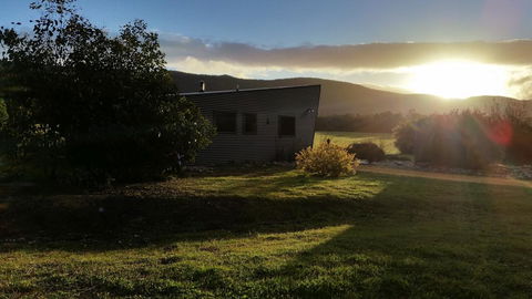 Blaze Rock Retreat - Hotel Accommodation 1