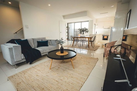 Blue Gum On First Ave - CBD Fringe, WiFi, Netflix - Hotel Accommodation 1